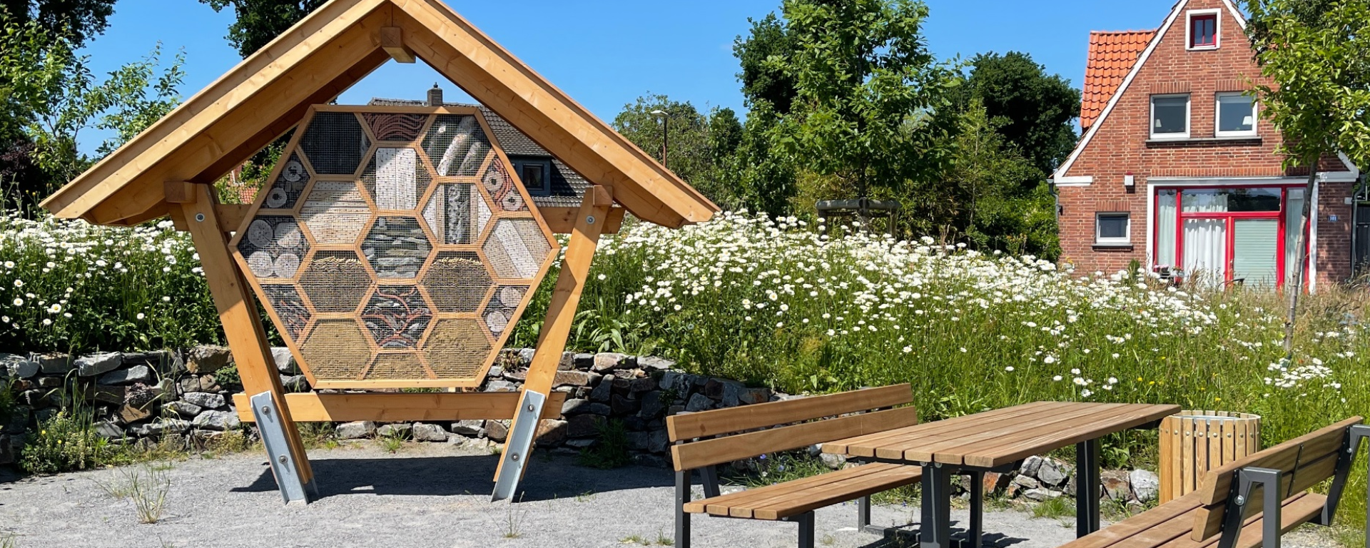 Insektenhotel Heede